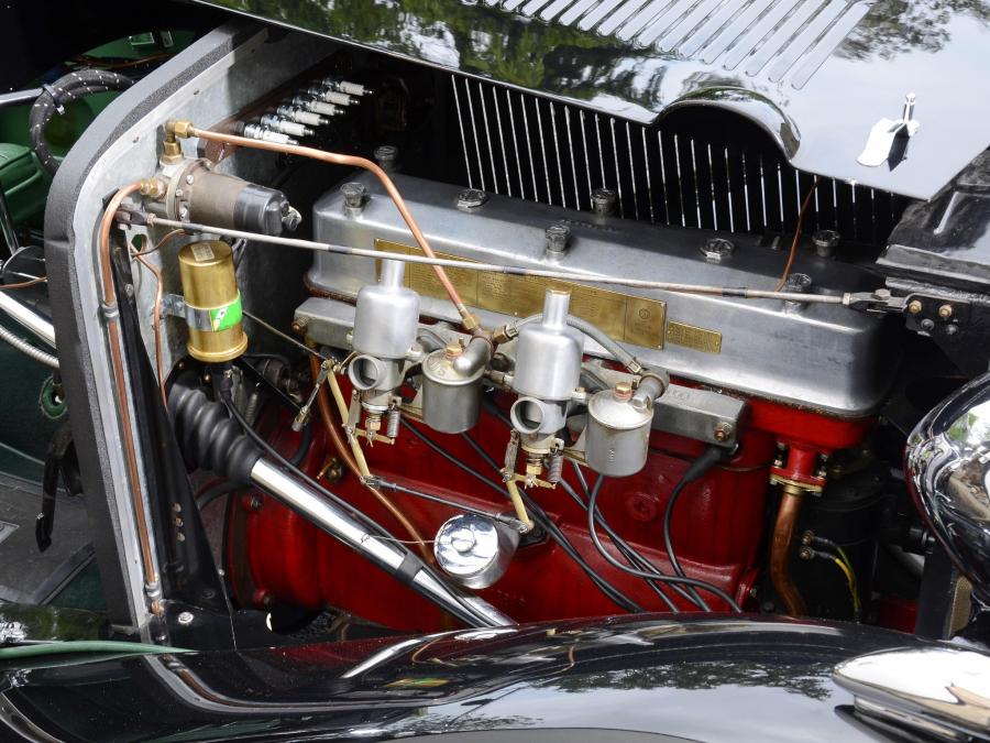 Моторный отсек MG L1 Magna 1933 года  (фото 21 из 36)